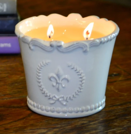 Bourbon Royalty White Fleur de Lis 10 Oz. Candles